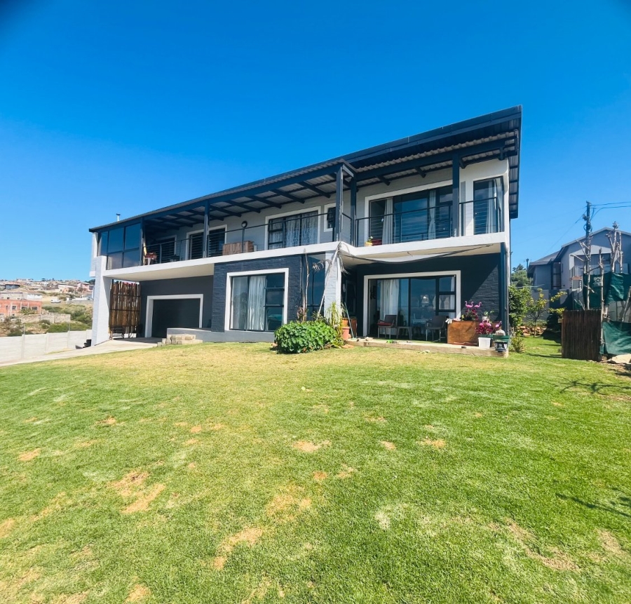 5 Bedroom Property for Sale in De Bakke Western Cape